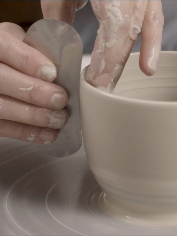 Apprendre la céramique en ligne : Les bases du tournage - Goye artiste céramiste