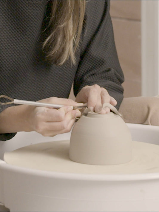 Apprendre la céramique en ligne : Les bases du tournassage pour une finition professionnelle - Goye artiste céramiste