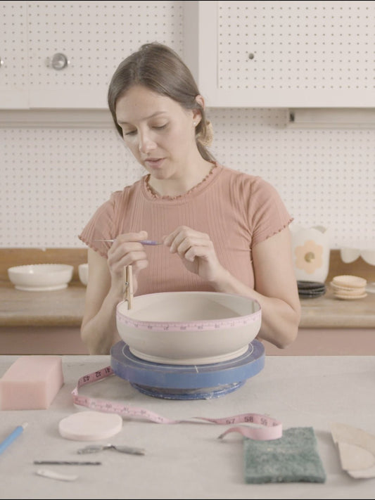 Apprendre la céramique en ligne : réaliser des festons - Goye artiste céramiste