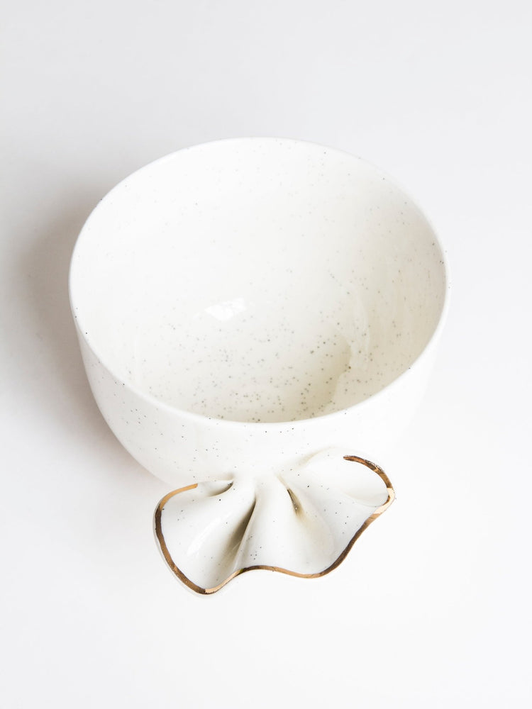 Bol à thé avec froufrou doré - Goye artiste céramiste