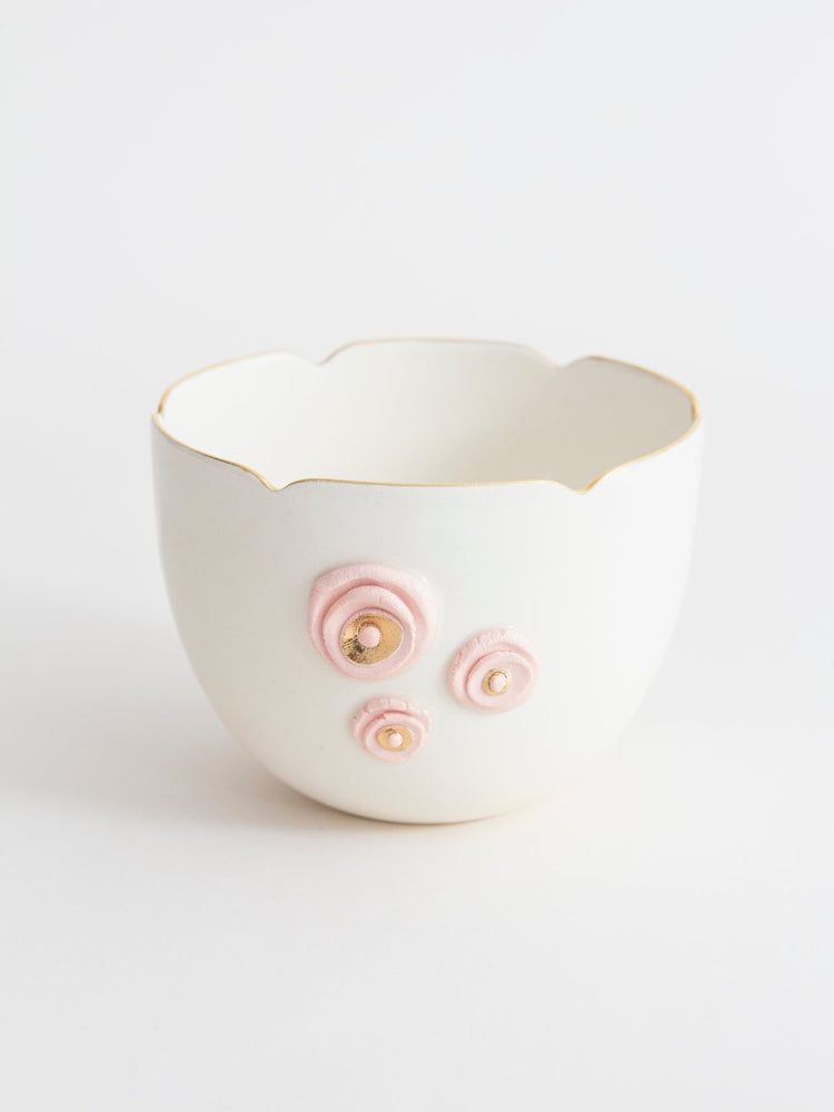 Petit bol tulipe avec boutons roses - Goye artiste céramiste