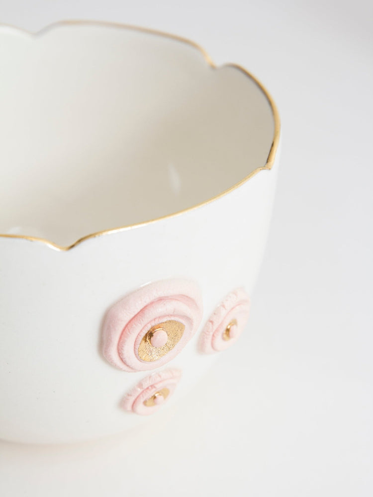 Petit bol tulipe avec boutons roses - Goye artiste céramiste