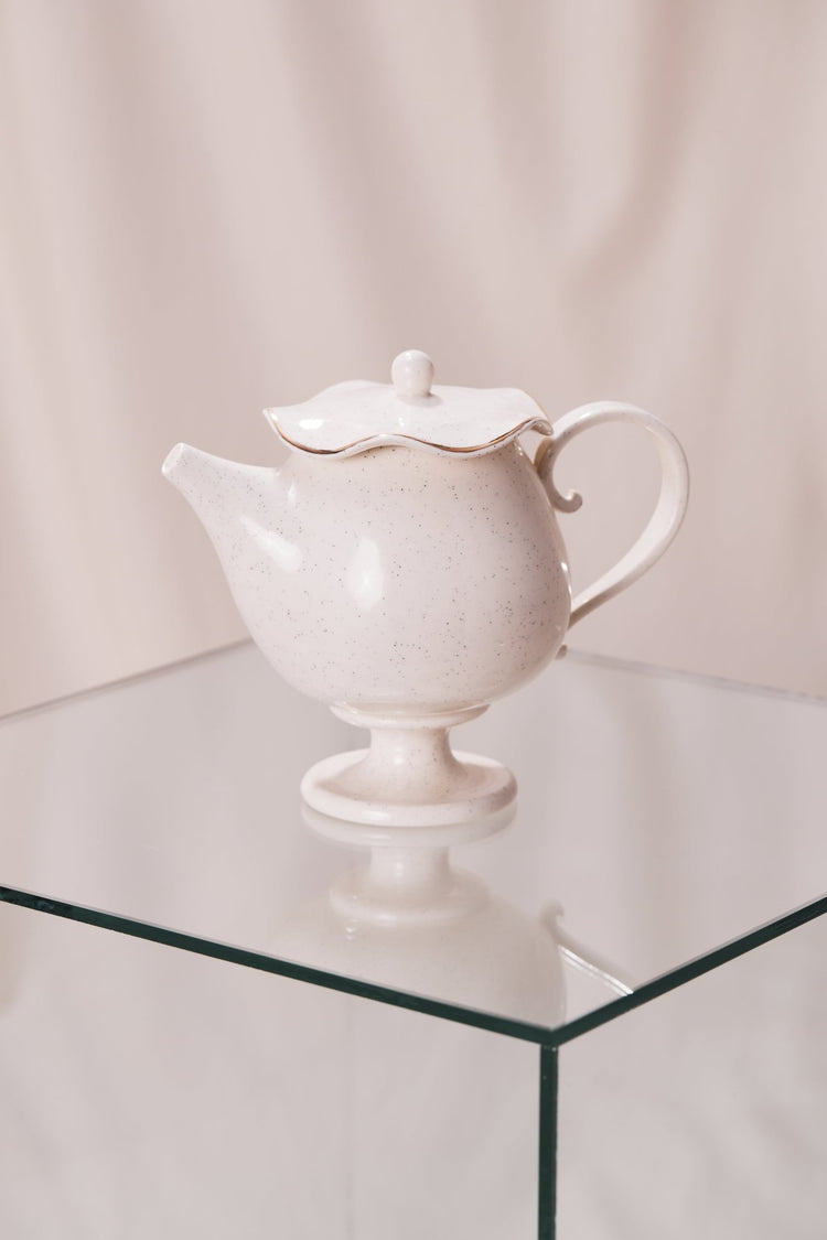 Théière avec bordure dorée - Goye artiste céramiste