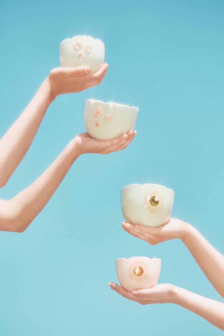 Grand bol tulipe avec marguerite tangerine - Goye artiste céramiste