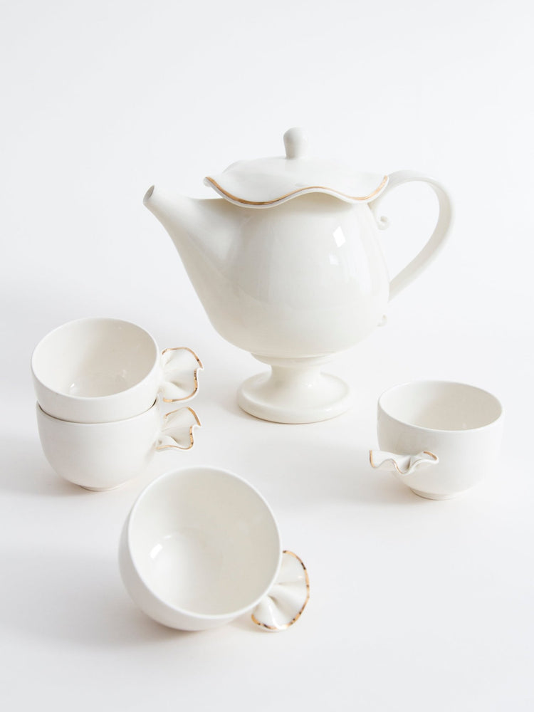 Théière avec bordure dorée - Goye artiste céramiste