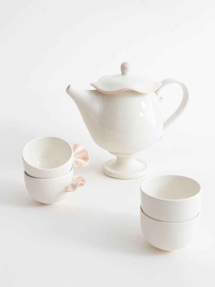 Théière avec bordure rose - Goye artiste céramiste