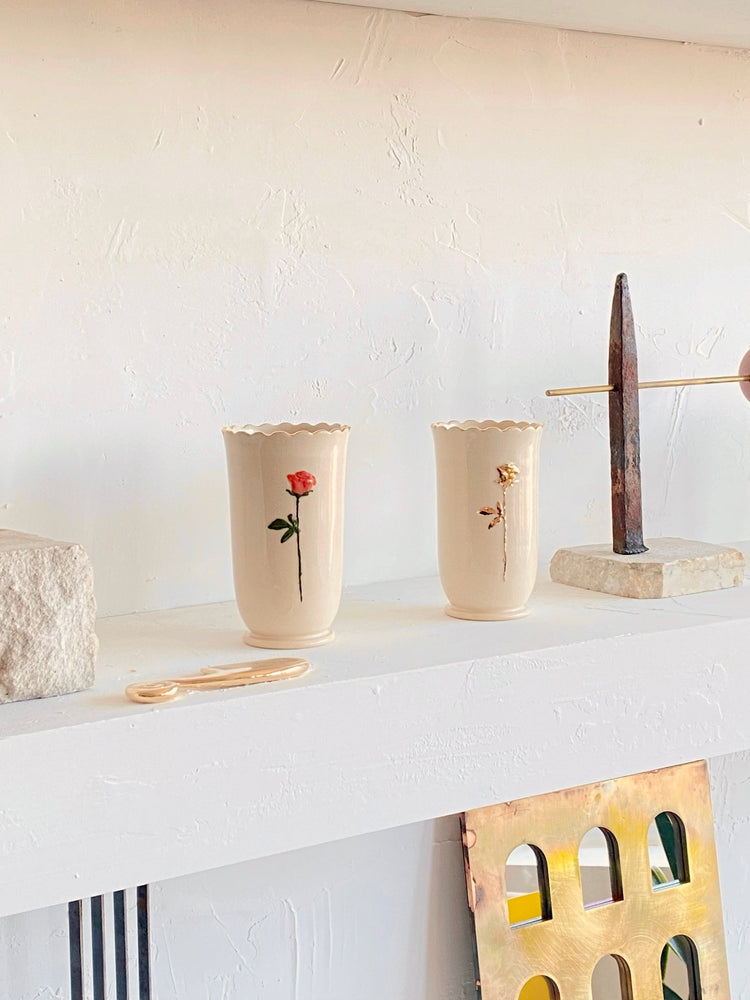 Vase avec rose édition limitée - Goye artiste céramiste
