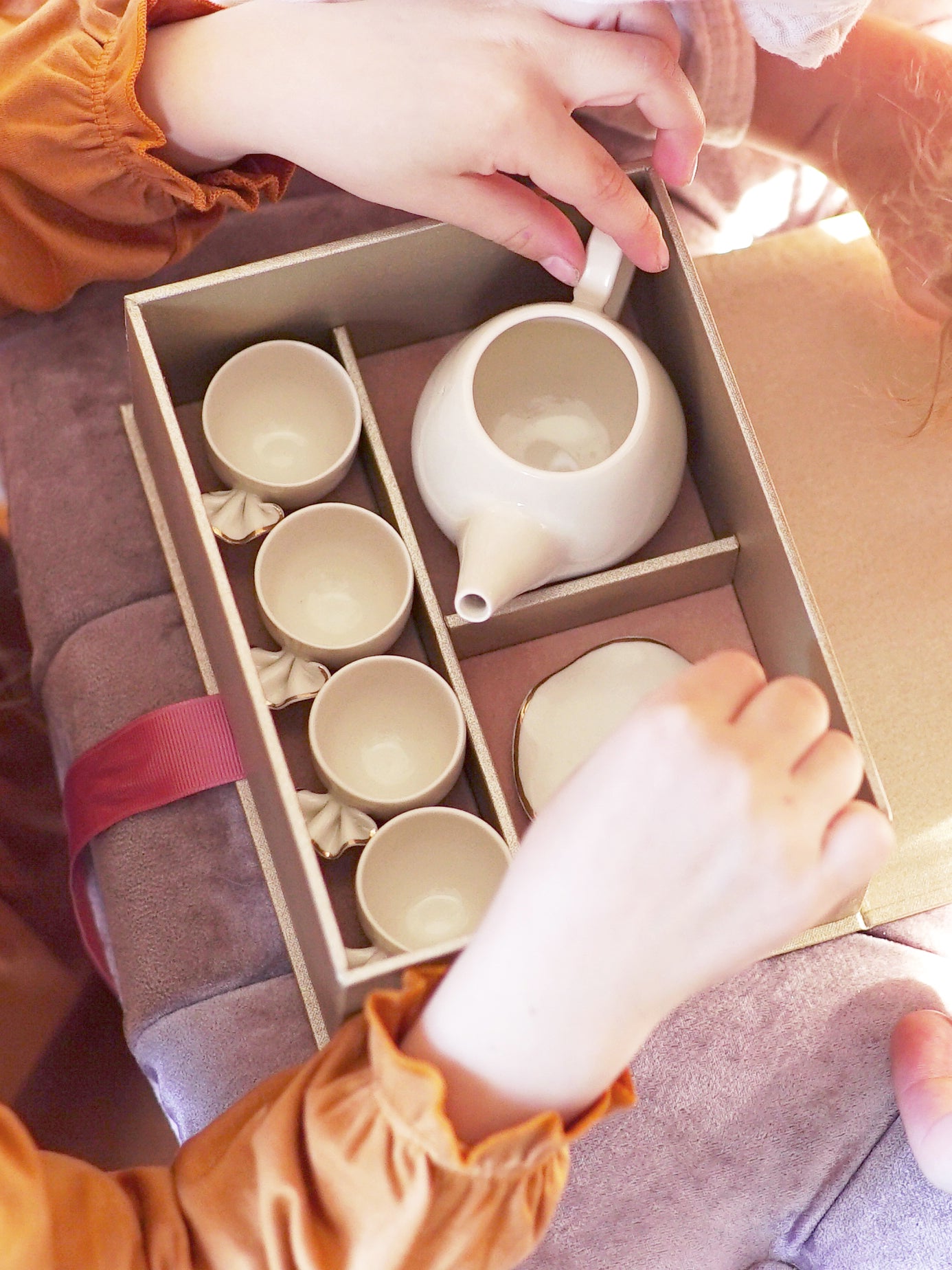 Ensemble de thé miniature – Goye artiste céramiste